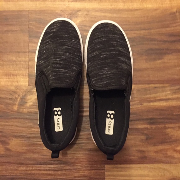 Crazy 8 Other - NWOT Boys Crazy 8 slides